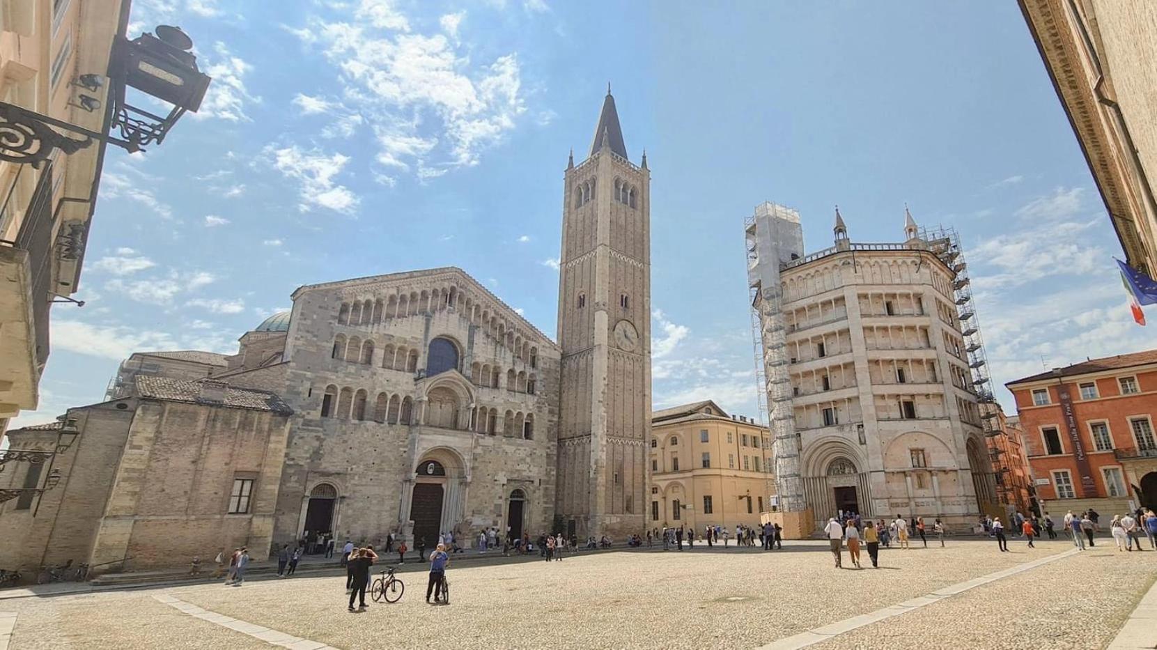 Luxury 1 Al Duomo Di Parma Apartamento Exterior foto